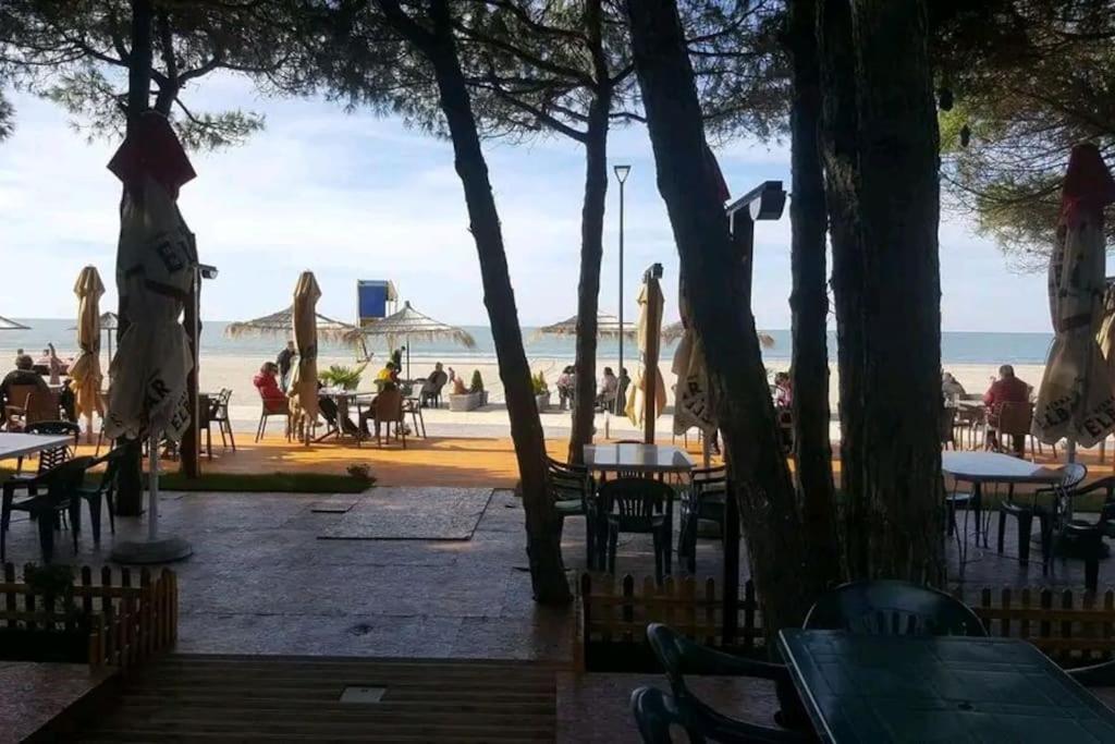 Summer apartment by seaside for rent - Image 6