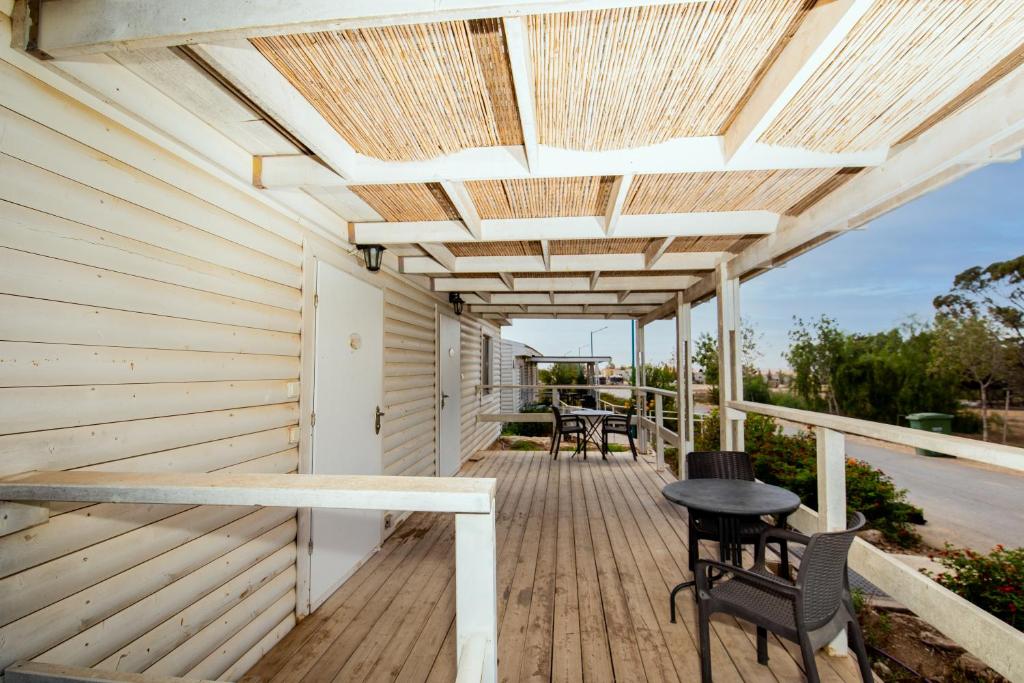 Balkón nebo terasa v ubytování Gan Hakramim Country Lodging
