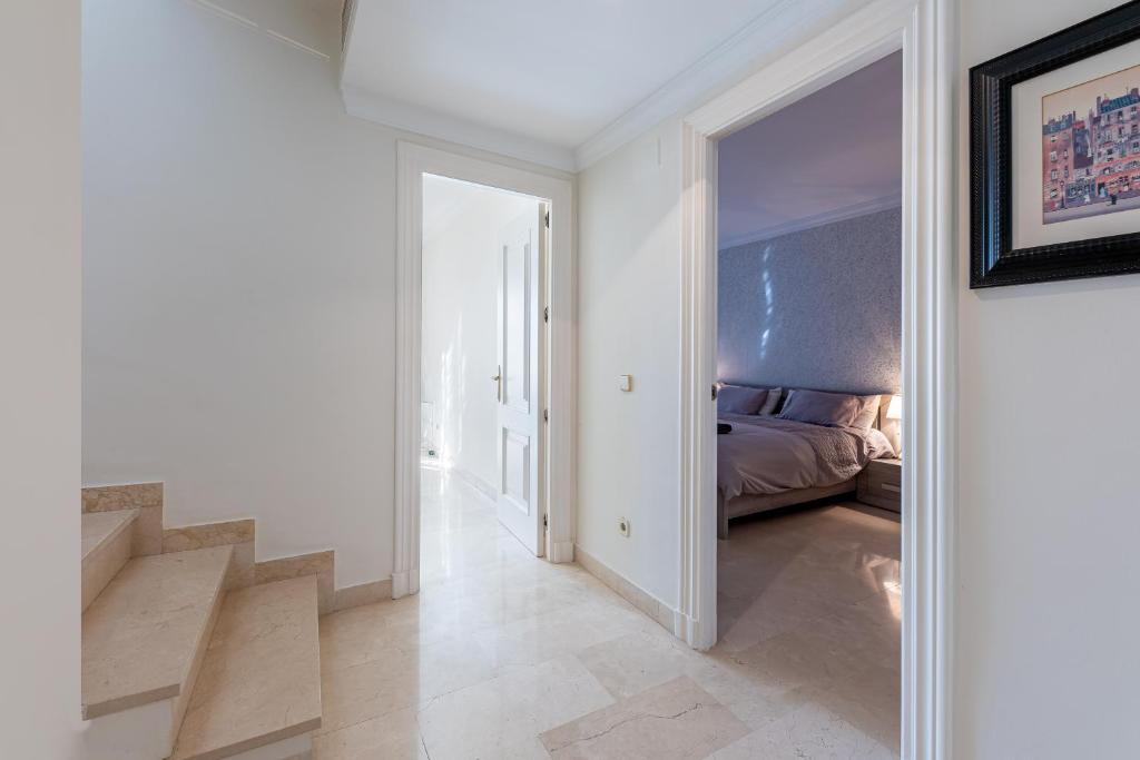 Fotografie z fotogalerie ubytování Townhouse in Aloha Pueblo with views v destinaci Marbella