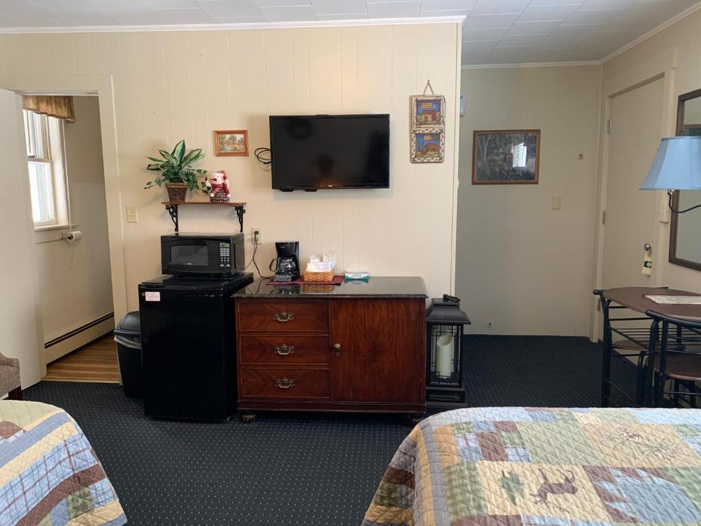 carrollmotel and cottages photo