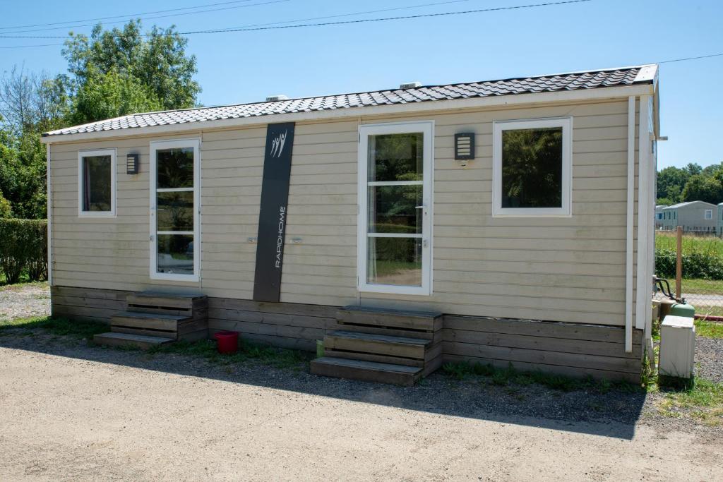 Camping du Sevron - One-Bedroom Bungalow