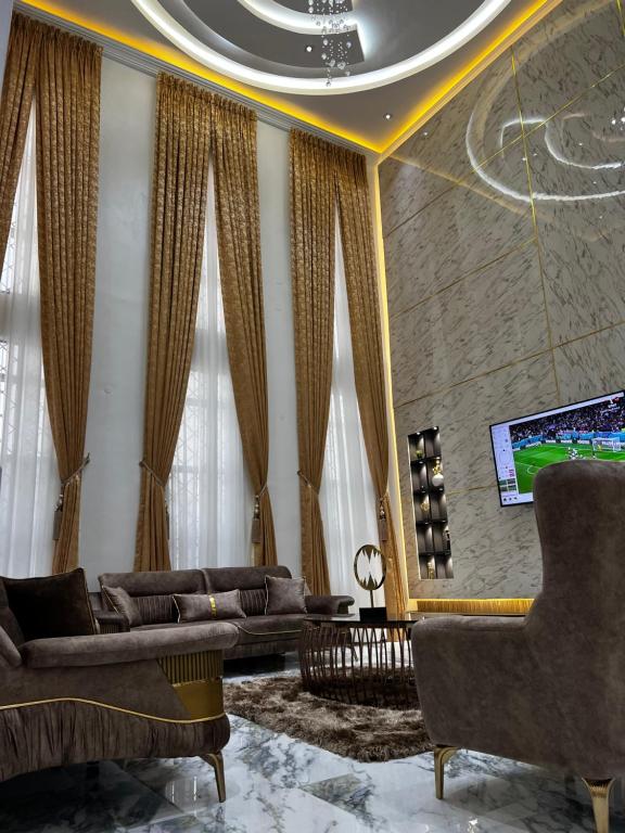 Μια τηλεόραση ή/και κέντρο ψυχαγωγίας στο TD’s place