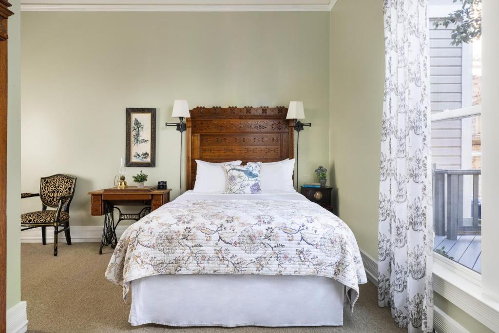 Garden Street Inn Downtown San Luis Obispo, A Kirkwood Collection Hotel - Deluxe Queen Room