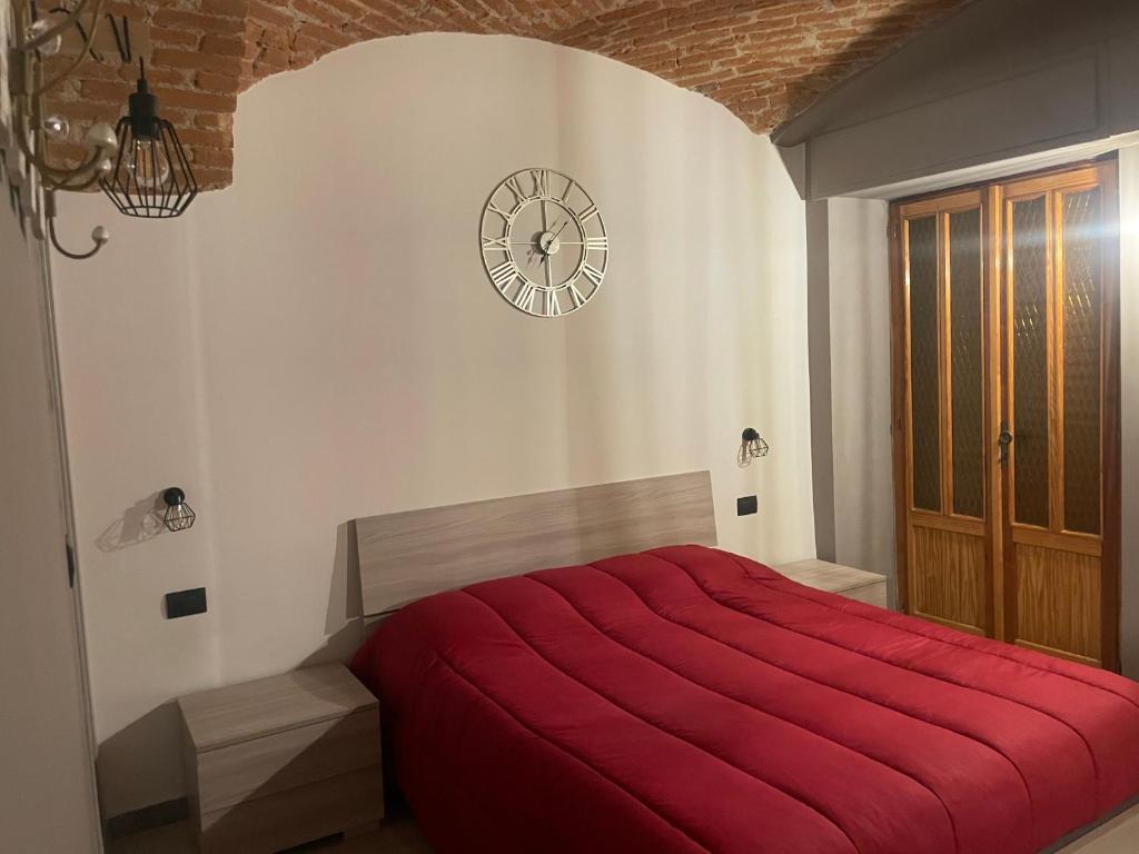 Posteľ alebo postele v izbe v ubytovaní HappyHome Bilocale centro storico Rivarolo Canavese