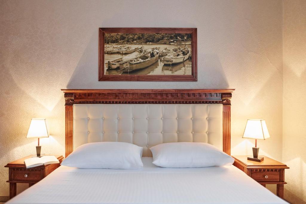Łóżko lub łóżka w pokoju w obiekcie Hotel Villa Schubert