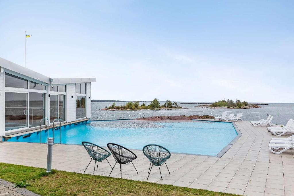Bazén v ubytování Best Western Hotel Corallen nebo v jeho okolí