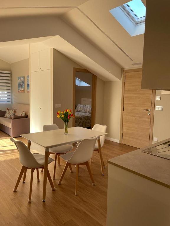 Posedenie v ubytovaní Apartamento D'As Baladas