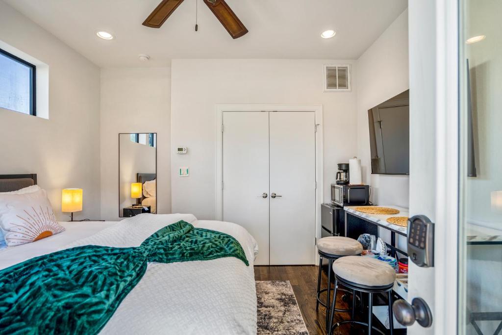 Clay Studio in the heart of EADO - Appartement D'une Chambre