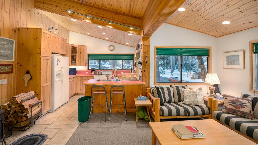 Kirkwood – Photos 5