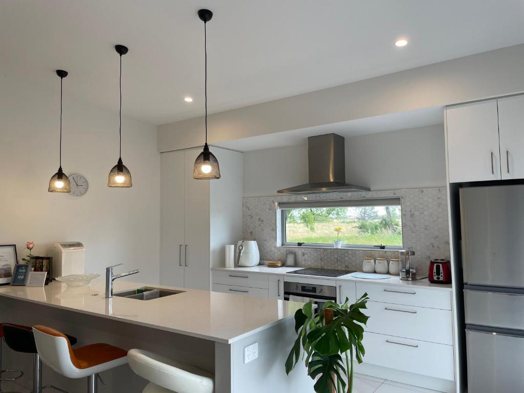 Holiday House - Housity