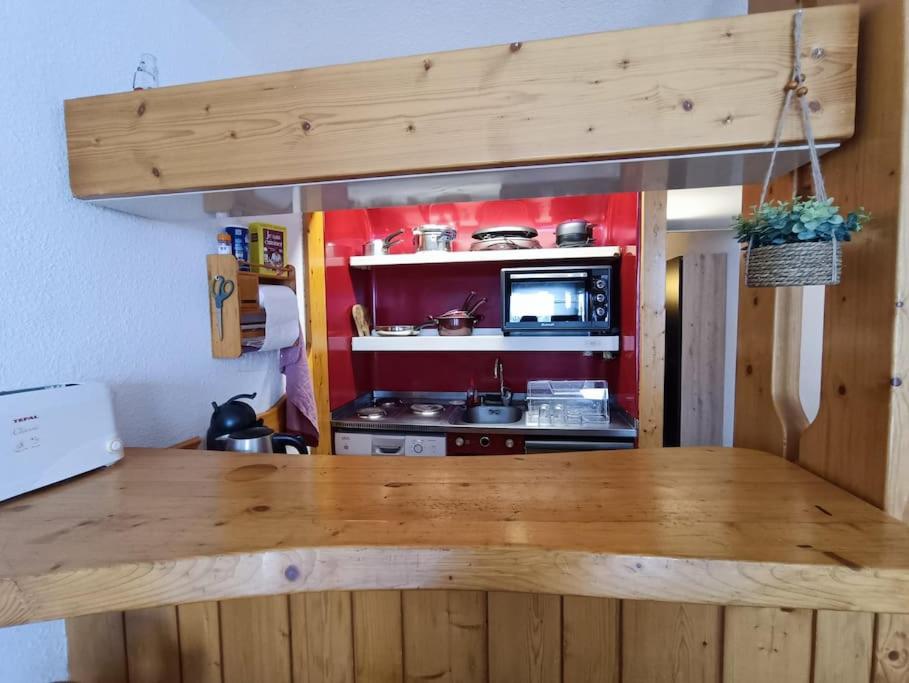 Kuchyňa alebo kuchynka v ubytovaní Studio pied des pistes Arcs 2000 - Résidence le Varet