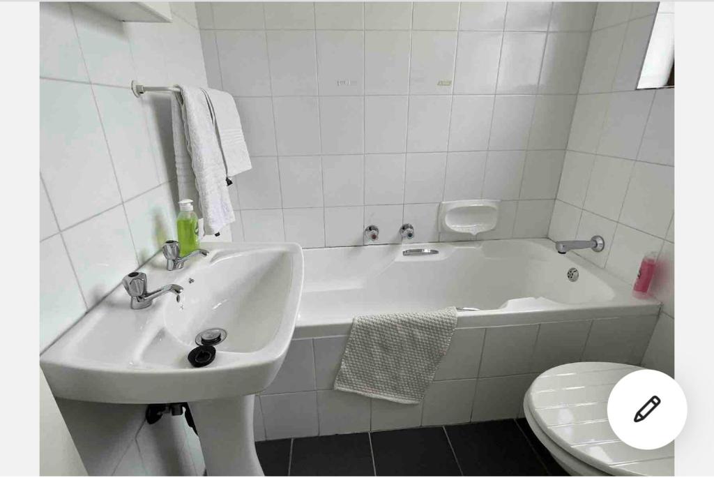 Lilly’s loft, Johannesburg (updated prices 2024)