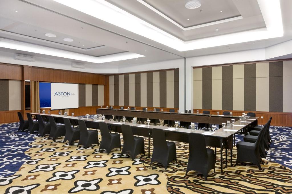 Konferenční prostory v ubytování Aston Inn Cilacap