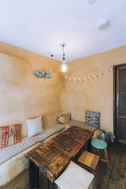 Posezení v ubytování LovesunshineBackpackers