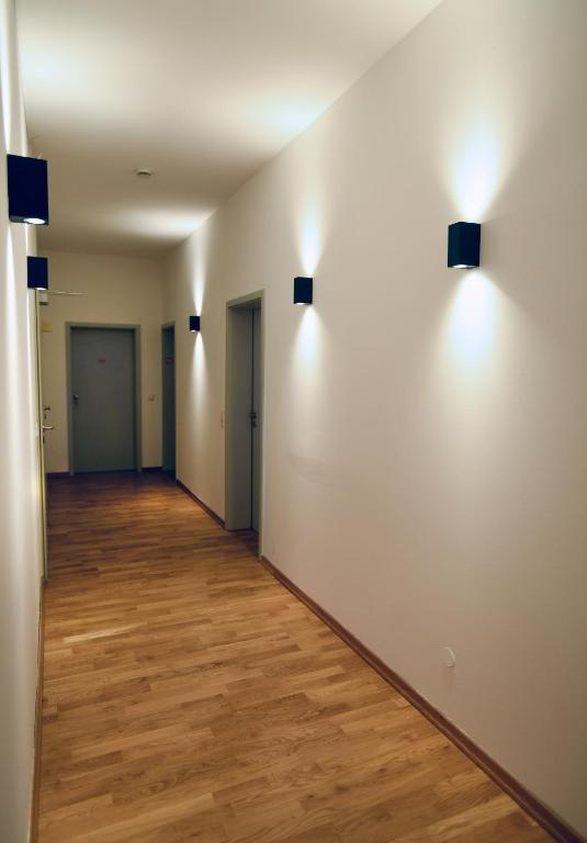 Hotel Apadana Frankfurt - Resim 29