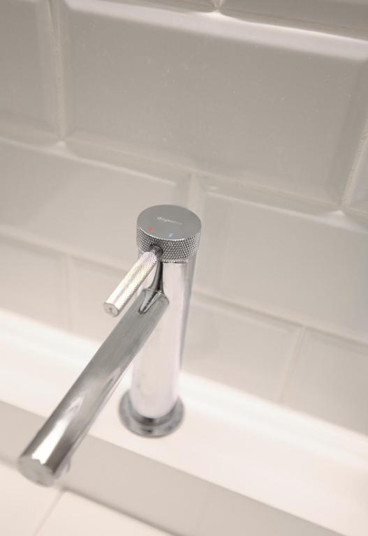 Hotel Apadana Frankfurt - Resim 19