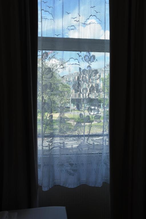 Hotel Apadana Frankfurt - Resim 28