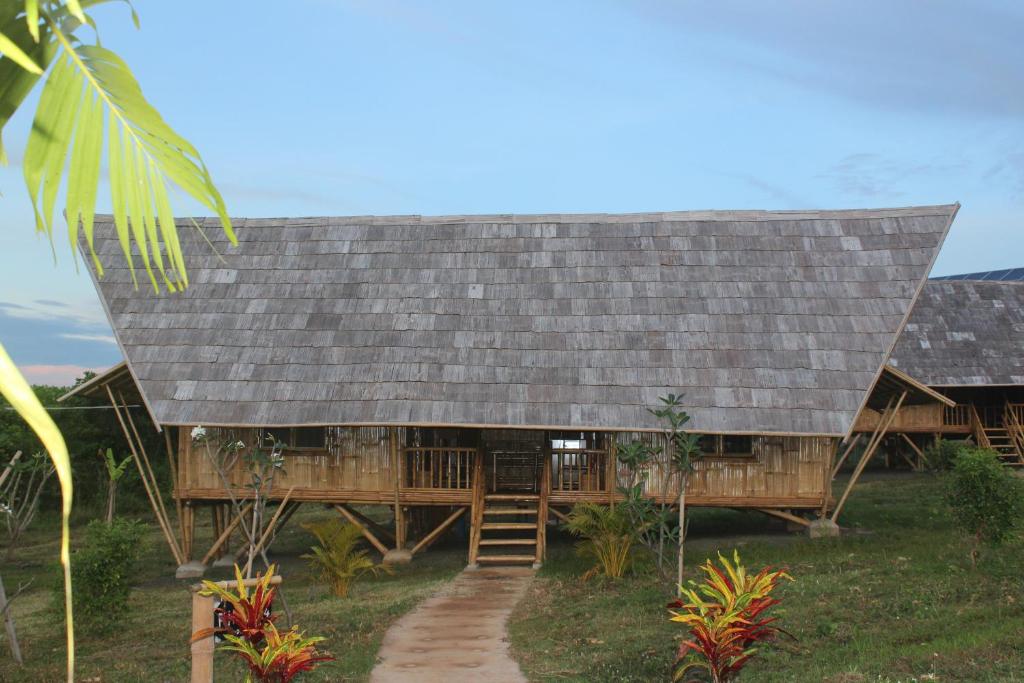 Hanchey Bamboo Resort 5