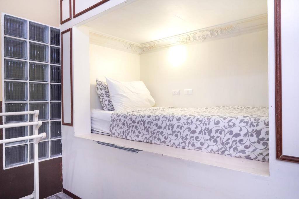 Guesthouse Phuket Airport - Lit Dans Dortoir De 4 Lits