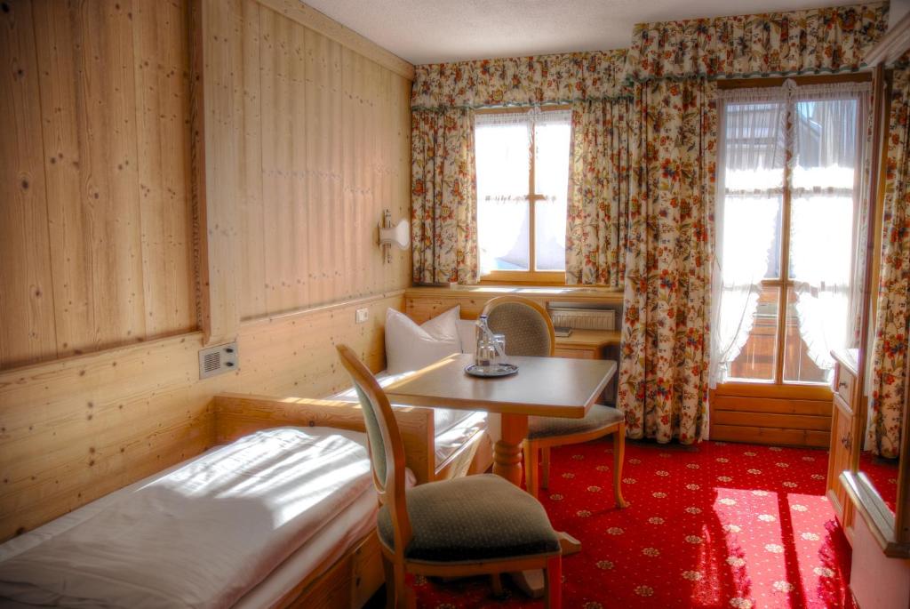 Posezení v ubytování Hotel Hölzer Bräu by Lehmann Hotels