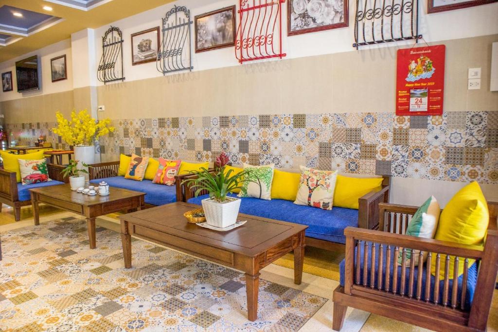 Posezení v ubytování Son Trang Hotel Hoi An