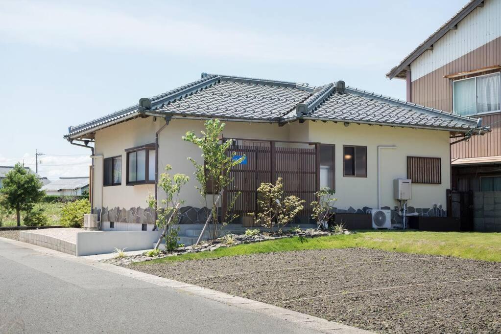 Budova, kde se vila nachází