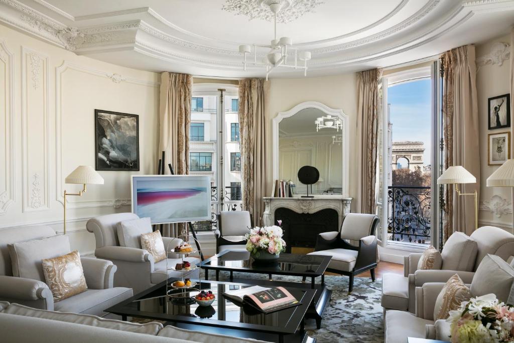 Posezení v ubytování Hôtel Barrière Fouquet's Paris