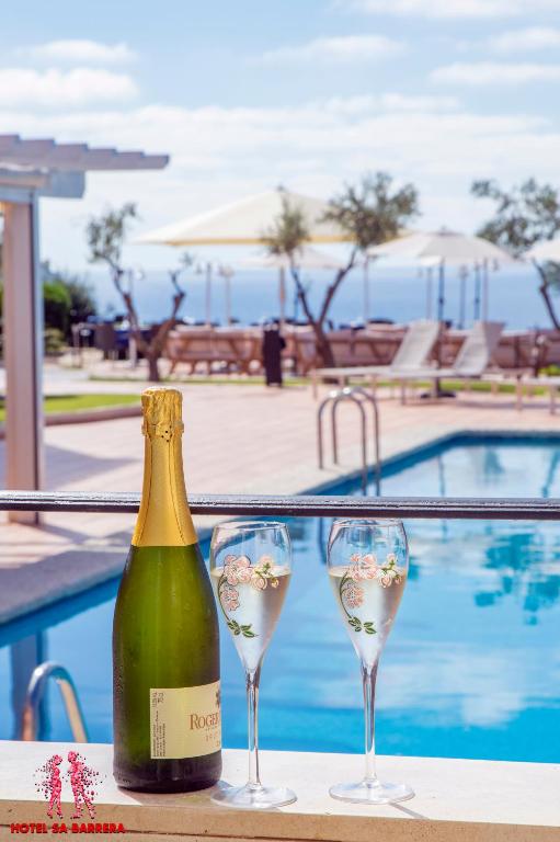 Hotel Sa Barrera - Adults Only i Calan Porter – uppdaterade ...