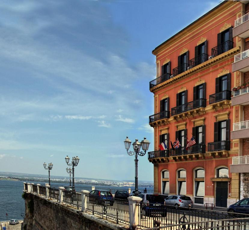 Foto da galeria de Hotel Europa em Taranto
