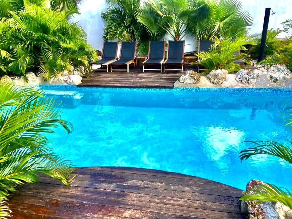 Bazén v ubytování Neue Villa TROPIC PARADISE nebo v jeho okolí