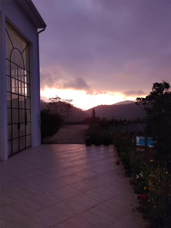 Nespecifikovaný výhled na hory nebo výhled na hory při pohledu z bed and breakfast