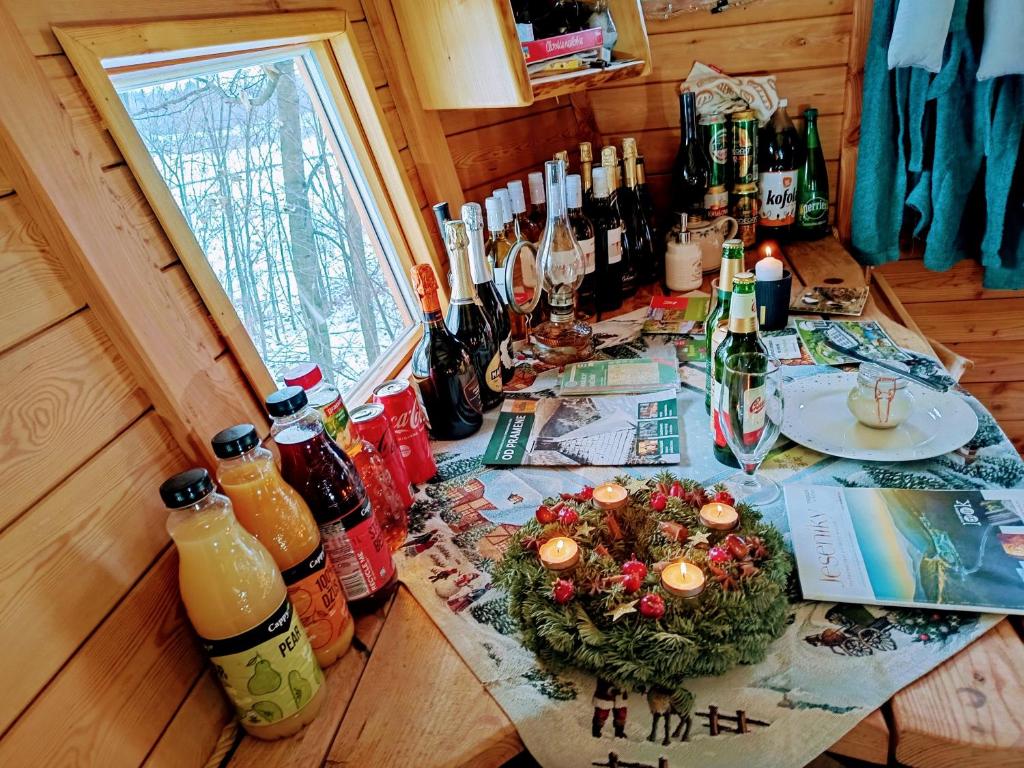 Joogid majutusasutuses Treehous Sněžník s wellness