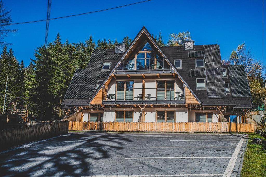 Budova, v ktorej sa apartmán nachádza