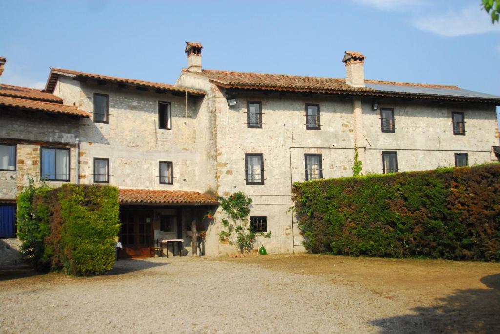 Budova, kde se the country house nachází