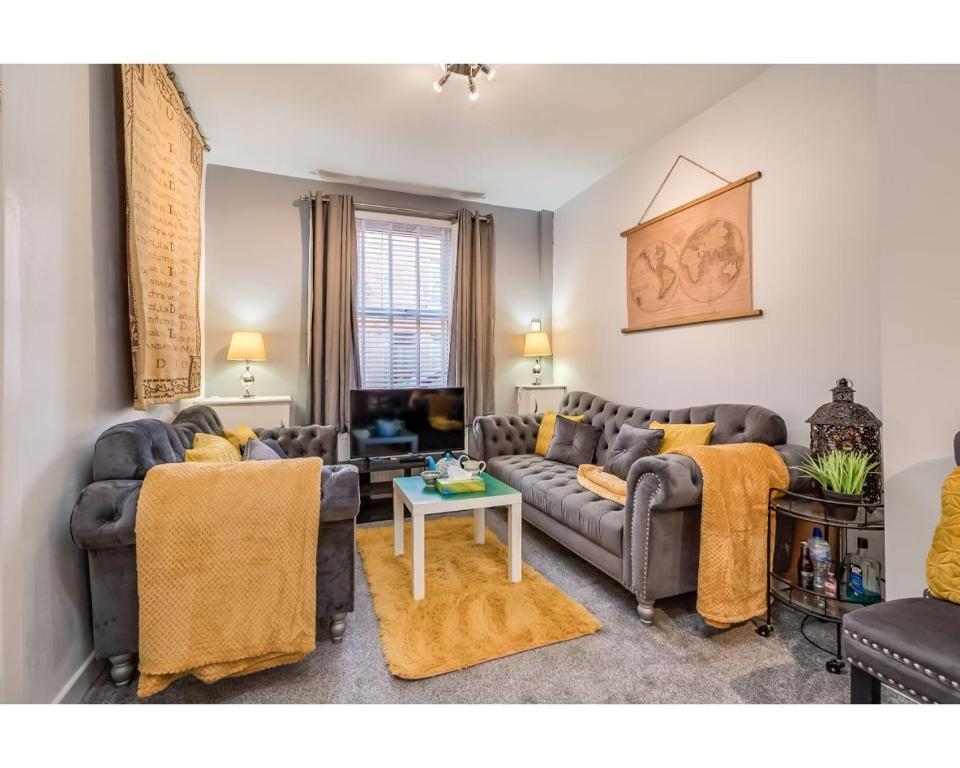 Central Belfast Apartments Ravenhill, Belfast (updated prices 2024)