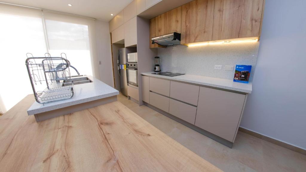 Beautiful LOFT in front of Wyndham Hotel