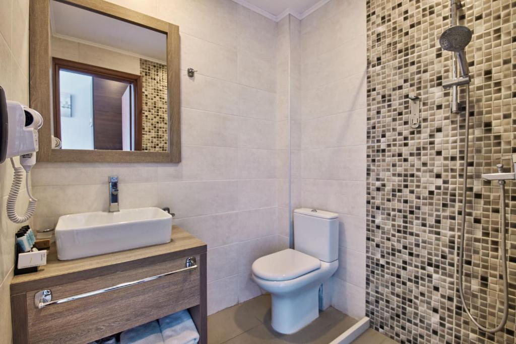 Un baño de Tsilivi Beach Hotel Zakynthos