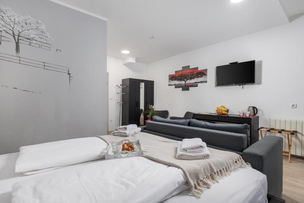 Delta Rooms - Deluxe Double Room