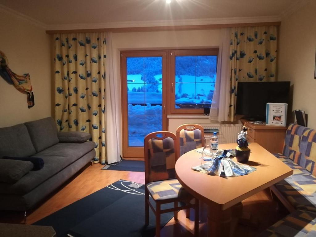 Posezení v ubytování Haus Kristall