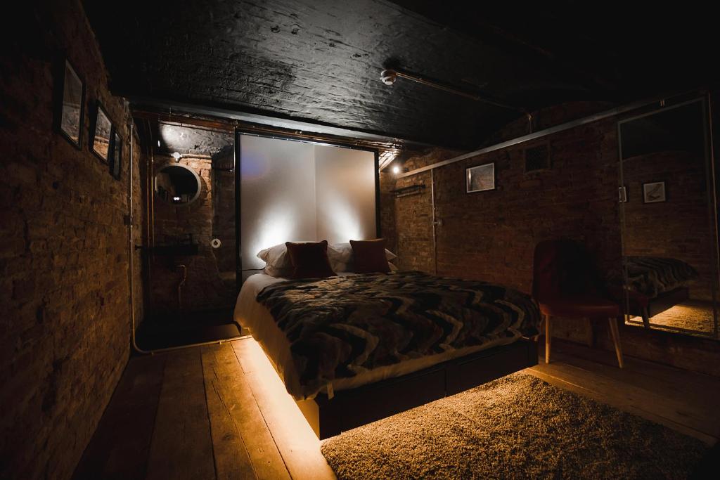 
Mail Room - Windowless Basement
