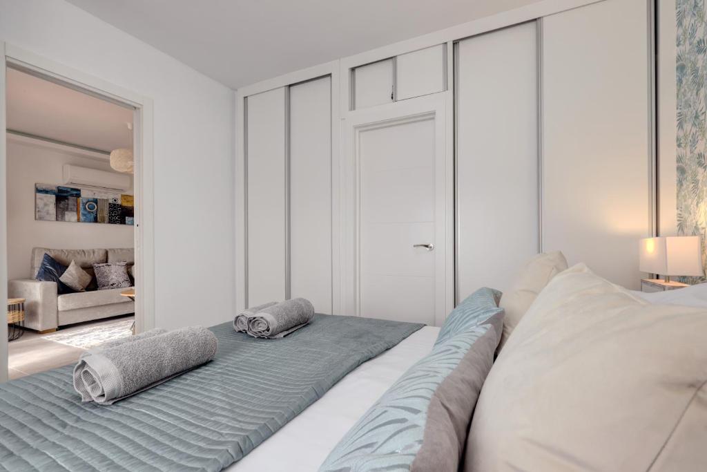 Fotografie z fotogalerie ubytování 014 Bright and Modern 2 Bed Apt Near Beach v destinaci Mijas