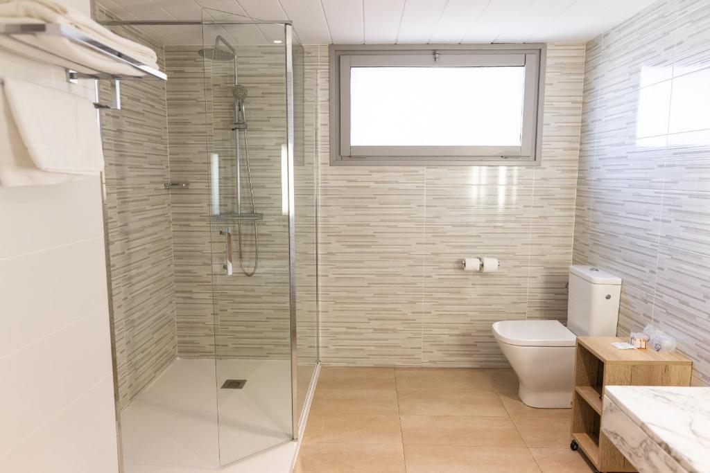 Koupelna v ubytování Hotel Can Pamplona