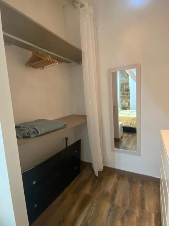 Valencia Home, Valencia – Updated 2023 Prices