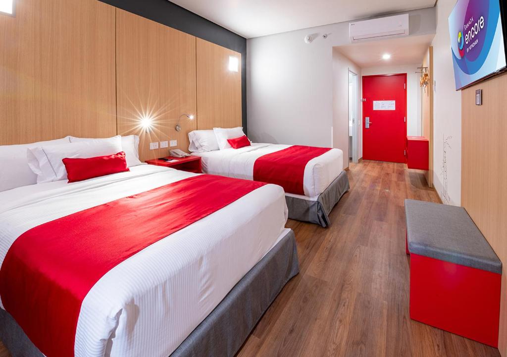Ramada Encore by Wyndham Guadalajara Aeropuerto - Quarto Duplo Com 2 Camas De Casal - Não Fumador