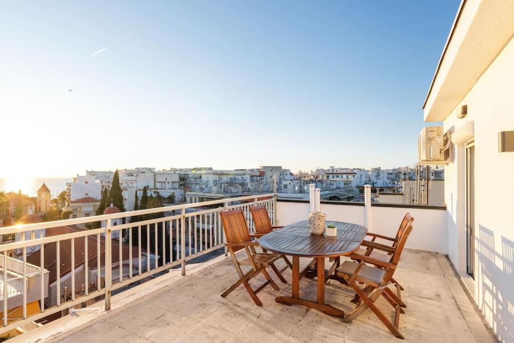Balkón nebo terasa v ubytování Sea View Sunset Penthouse
