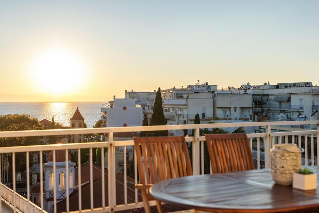 Balkón nebo terasa v ubytování Sea View Sunset Penthouse