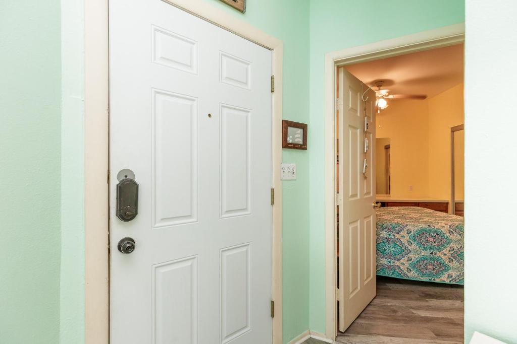 Fotografie z fotogalerie ubytování Affordable family condo -walking distance to beach by Mustang Island, Sleeps Four, 2025 Traveler Award v destinaci Padre Island