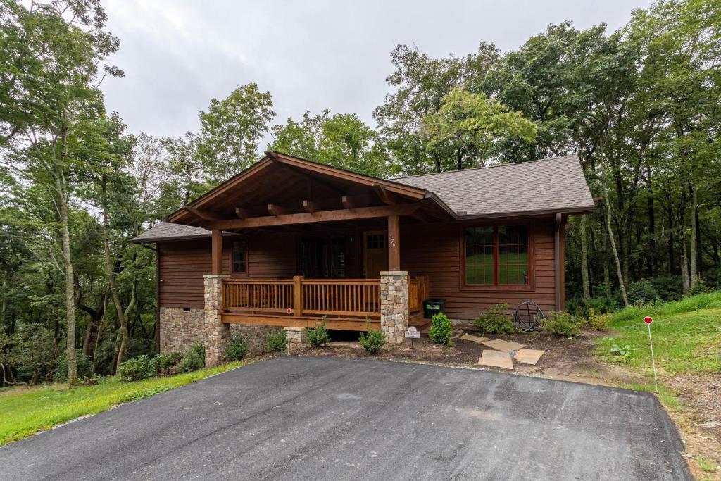 Treetops Cabin, Blowing Rock Updated 2024 Prices