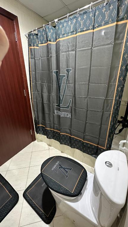 lv bathroom set