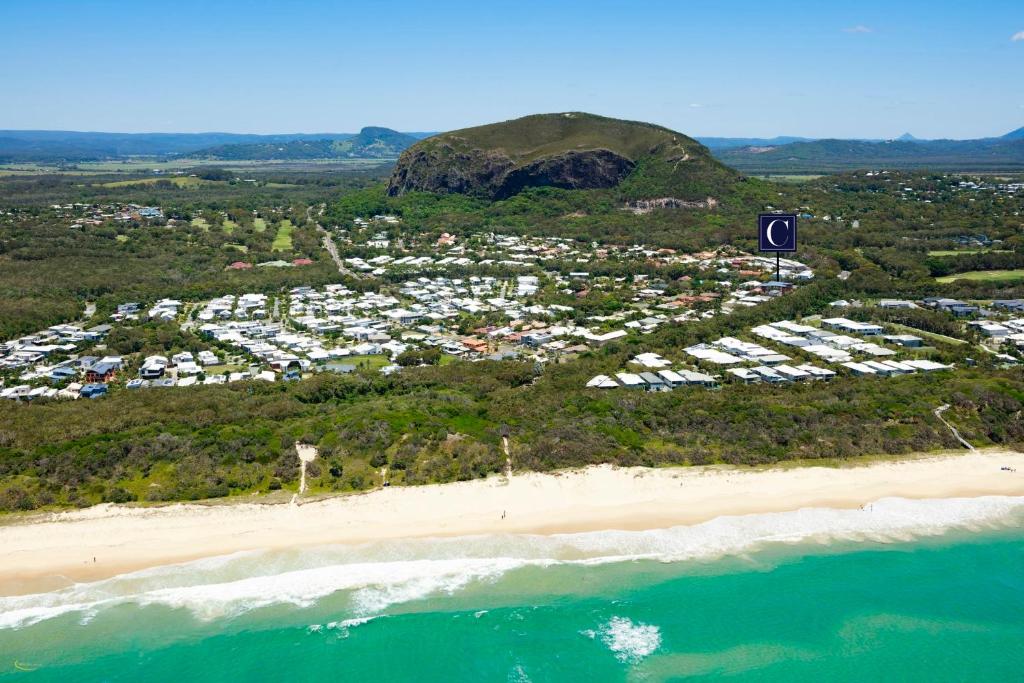 Balinese Beauty Beneath The Mountain, Yaroomba (updated prices 2024)